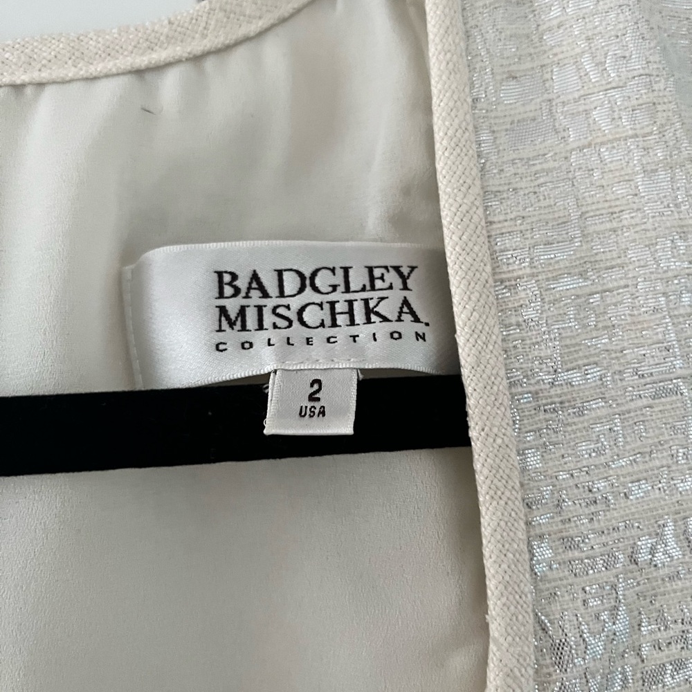 Dress Bundle: Badgley Mischka & Maggy London - Picture 3 of 6